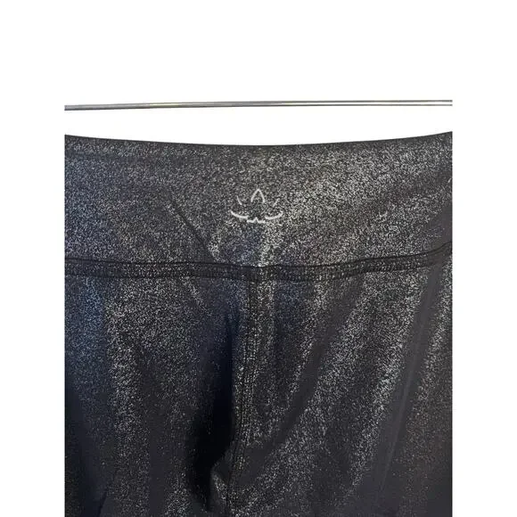 BEYOND YOGA Twinkle High Waisted 7/8 Yoga Leggings Black Silver Sparkle Sz Med - Picture 6 of 8